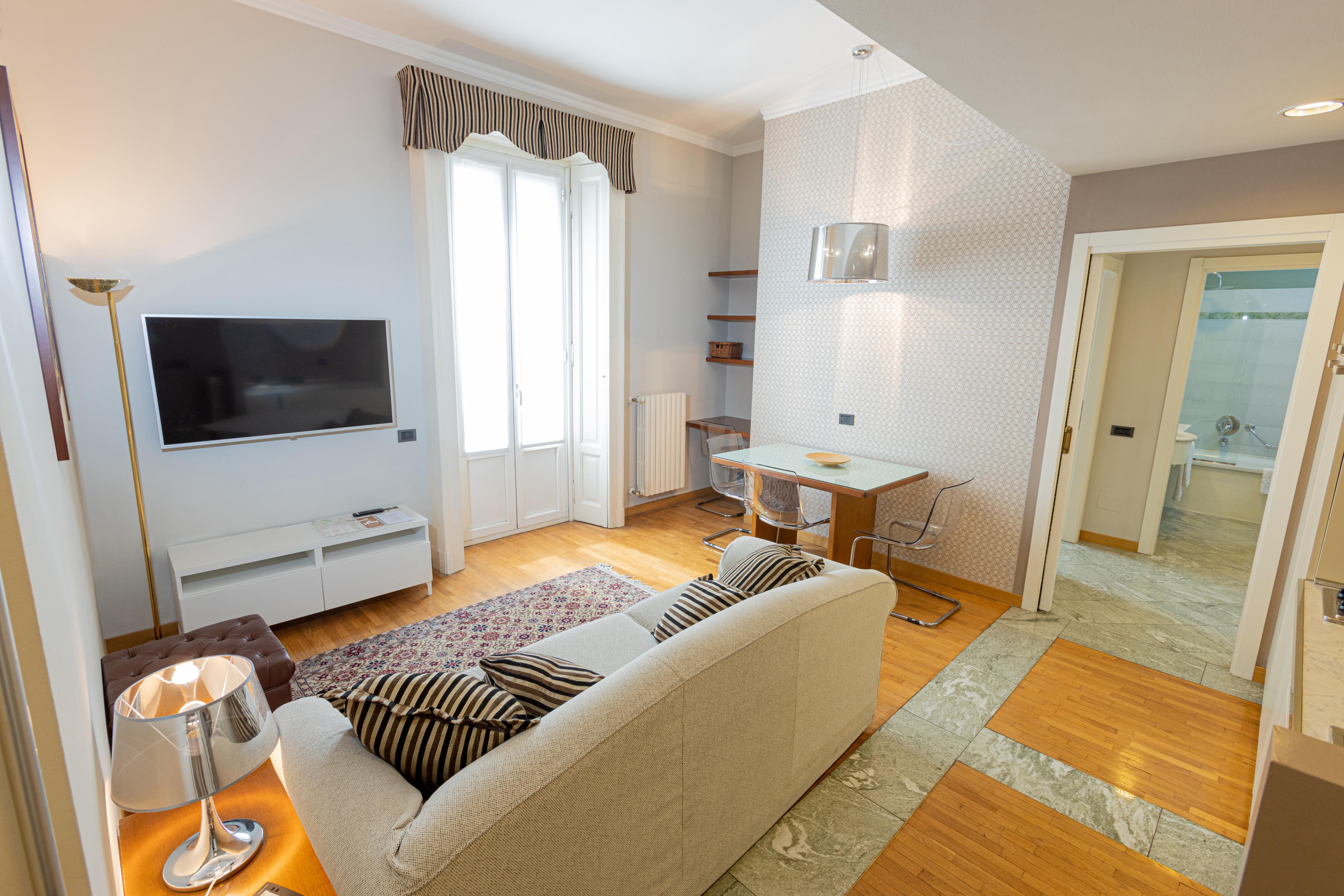 Apartahotel De La Gare 4*